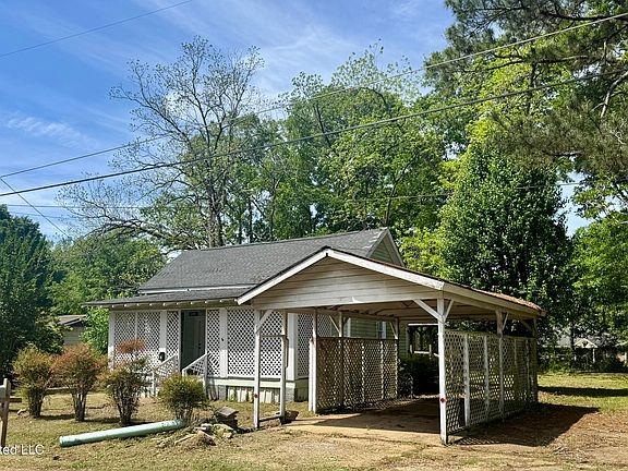 2nd image of 1208 Harper St