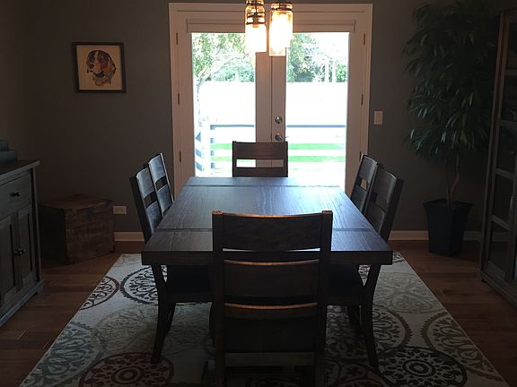 5th image of 301 Westwood Dr