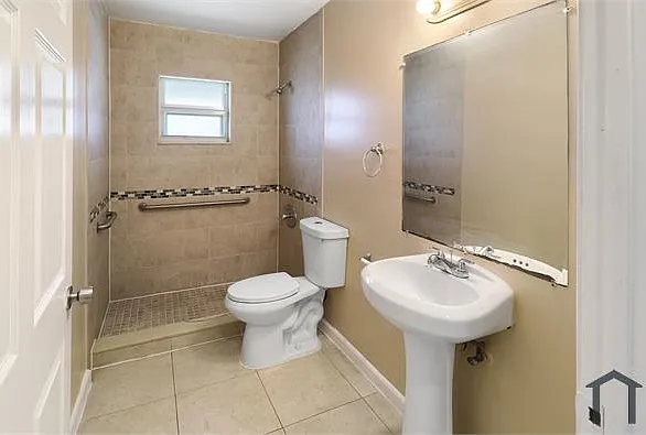 721 NW 6th Ave — Photo 11