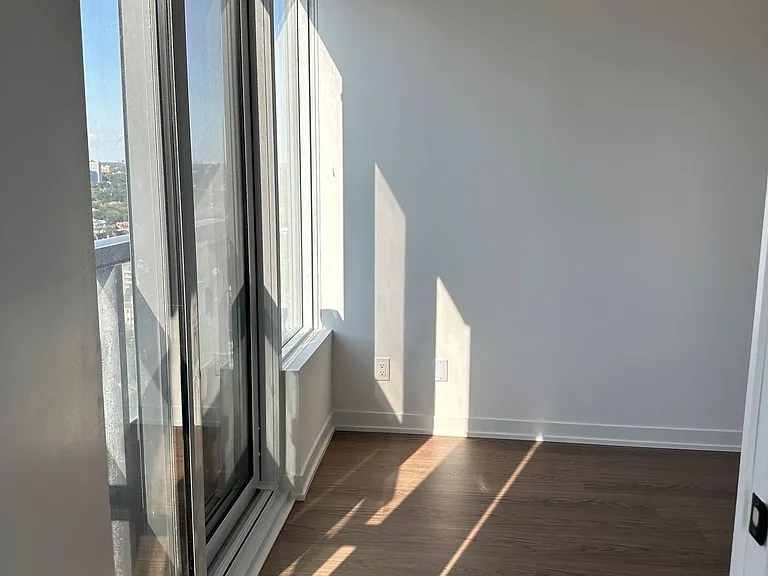 319 Jarvis St #2908 — Photo 7