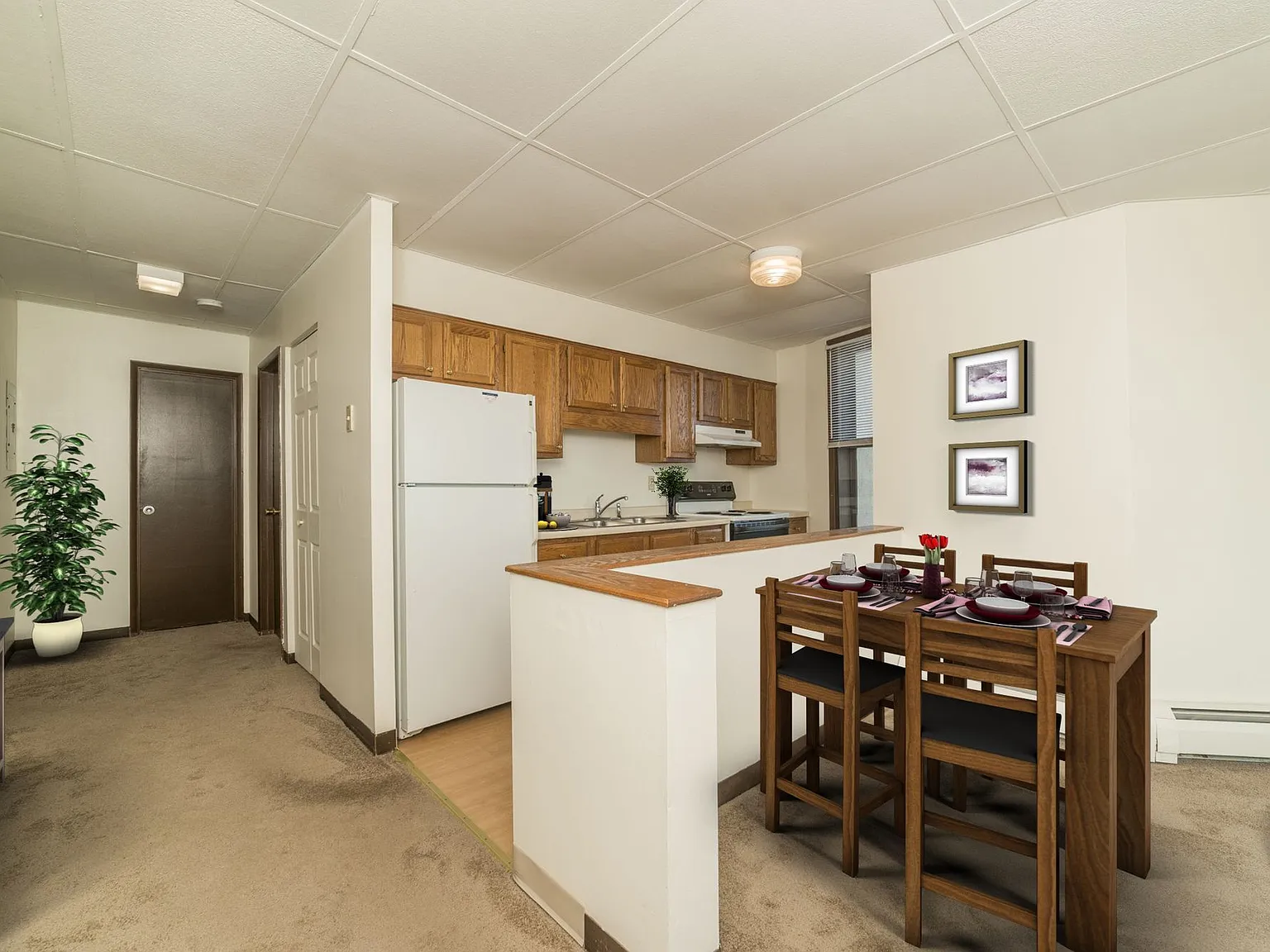 West Hillside Apartments — Photo 2