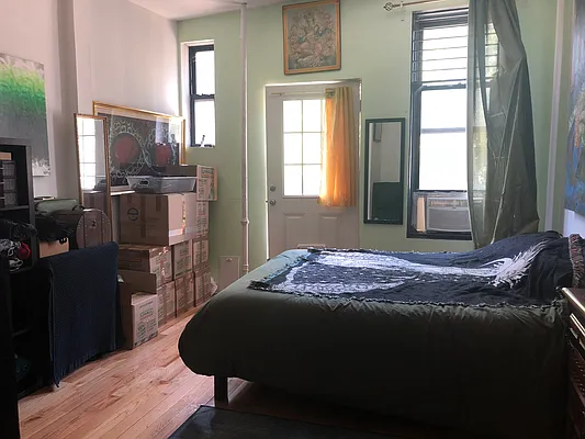 Rented by Highline Residential | media 11