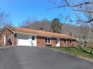 40 Moody Rd, Asheville, NC 28806