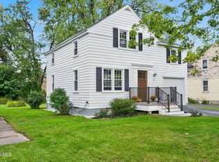 51 Nathaniel Blvd, Delmar, NY 12054