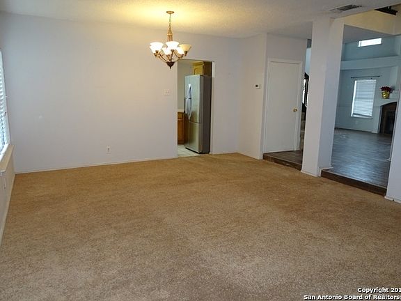 5th image of 8014 Sunshine Tower Dr