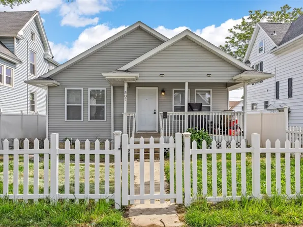 507 7th Ave SW, Cedar Rapids, IA 52404