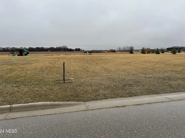 Lucas Ln, Watertown, SD 57201