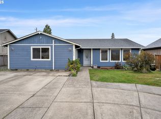 76336 Rainbow St, Oakridge, OR 97463