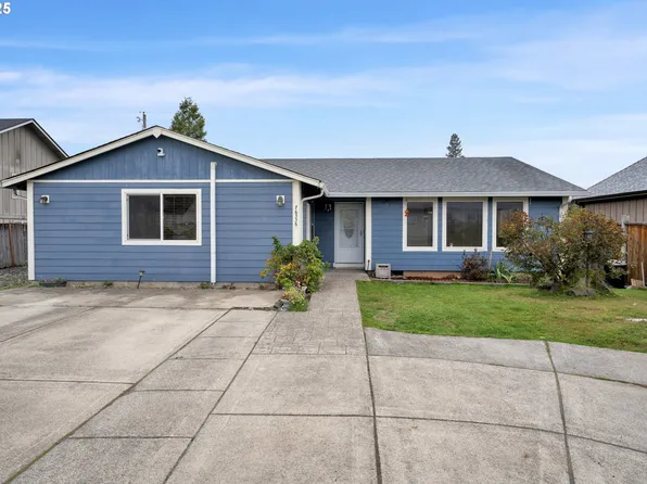 76336 Rainbow St, Oakridge, OR 97463
