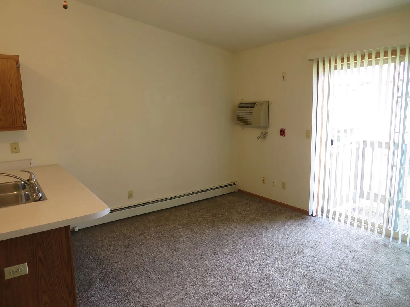Castle Rock 405 BLDG — Photo 3