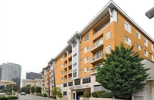 3rd Floor Condo!