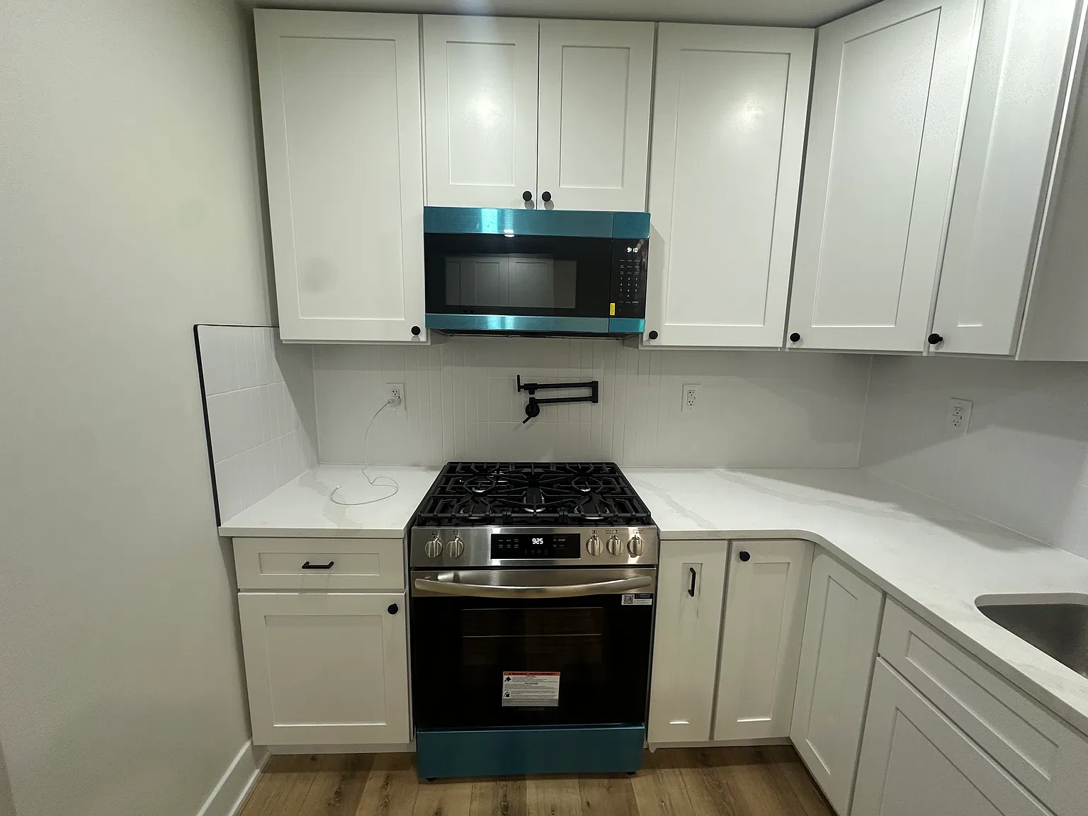 2 bed, 1.5 bath, 1380 sqft, $2,150 — Photo 4