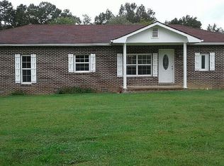 329 Redmon Rd, Smithville, TN 37166