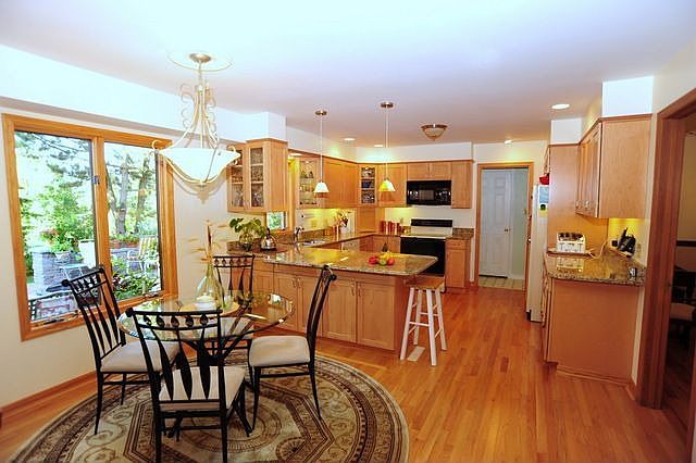 2nd image of 7257 Green Hill Rd