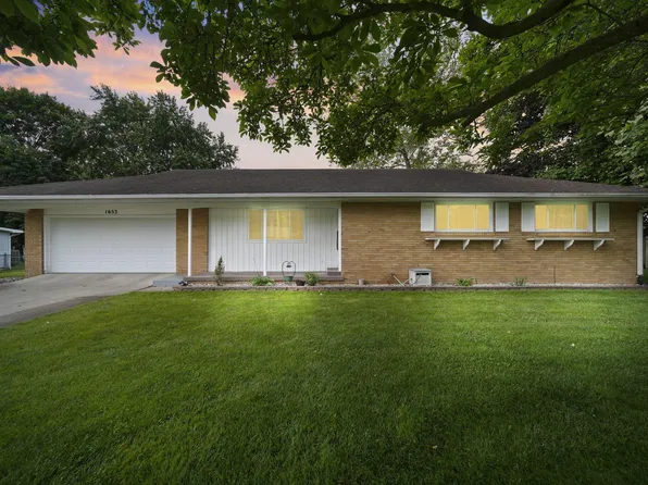 1653 Foye Dr, Jackson, MI 49203