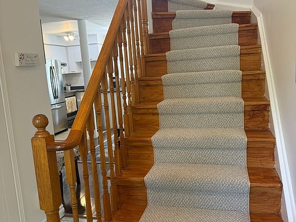 5th image of 110 Richwood Cres