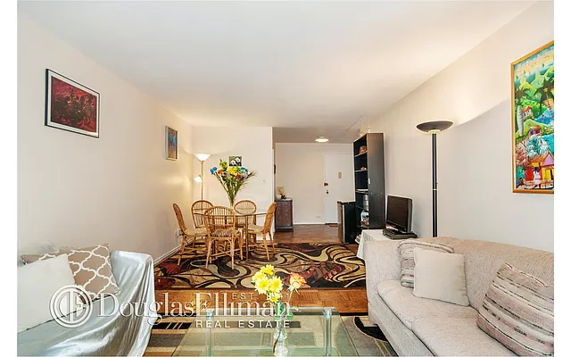 Sold by Douglas Elliman | media 14