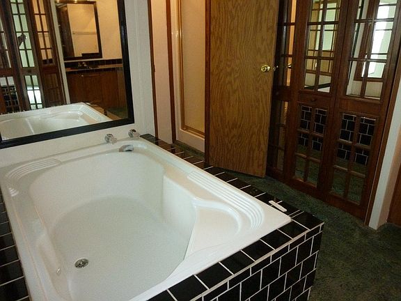 Master tub