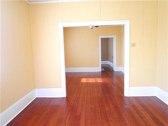 3rd image of 719 Evelina St
