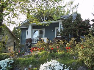 1318 N 42nd St, Seattle, WA 98103