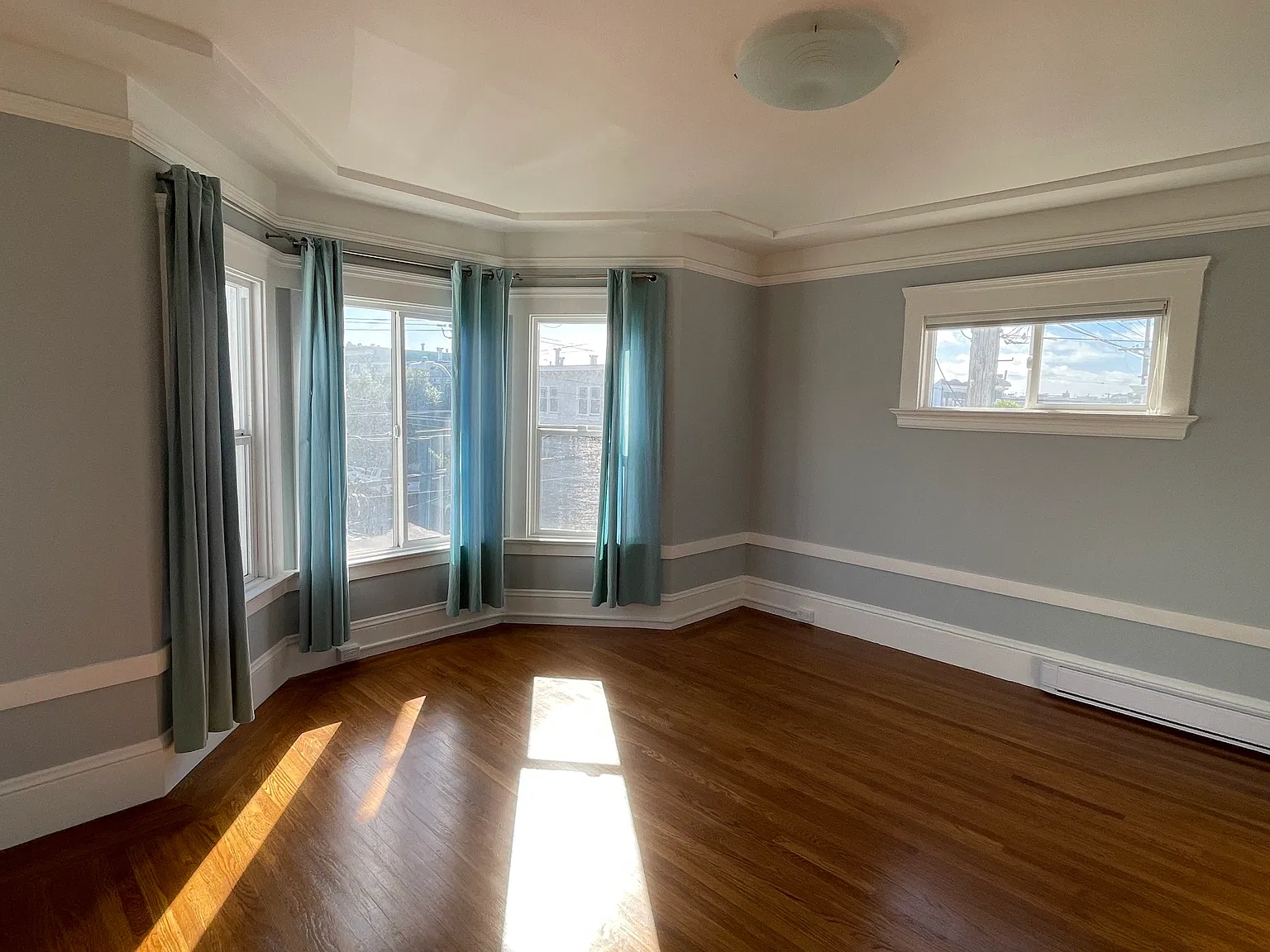 1 bed, 900 sqft, $4,500 — Photo 4