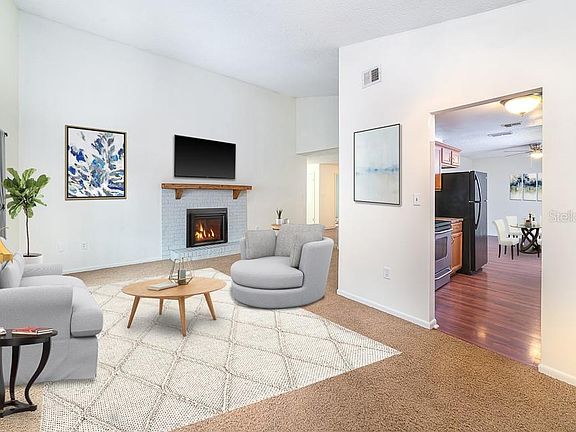 4th image of 3120 S Orleans Way