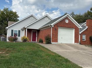 371 Garden Point Dr, Frankfort, KY 40601