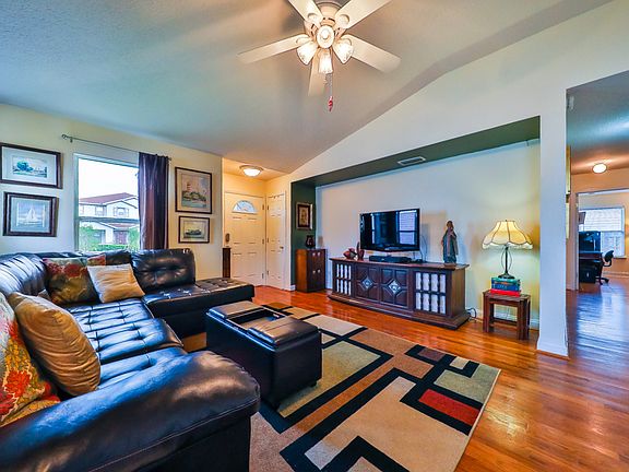 4th image of 625 Picasso Ave