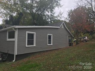 605 N McFarland St, Gastonia, NC 28054