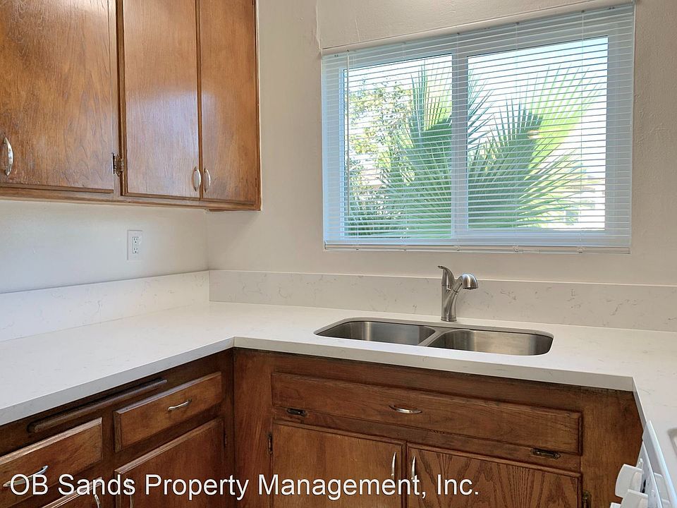 1st image of 3204 Collier Ave #2