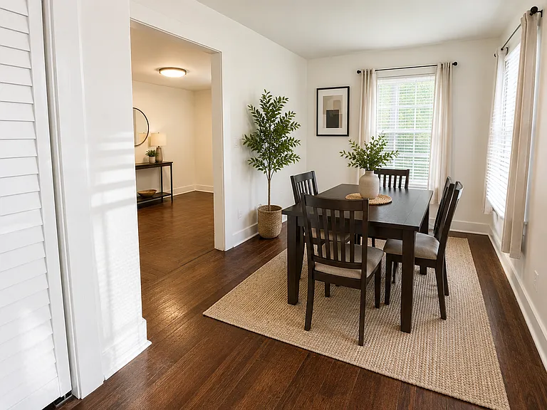 141 Walnut St SW #B — Photo 3