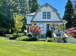 203 Birch St, Mount Shasta, CA 96067
