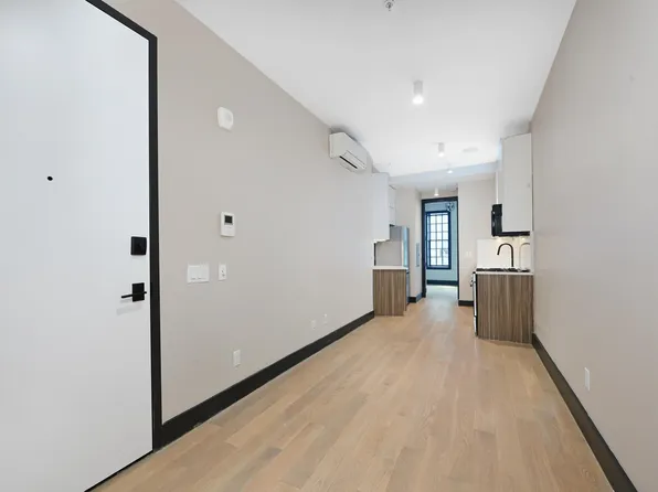 208 15th Street image 7 of 46