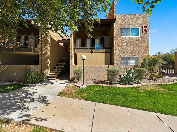 3rd image of 5525 E Thomas Rd Unit R16