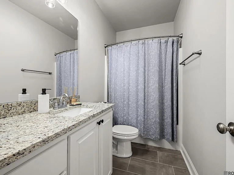 904 Dorado Ave — Photo 4