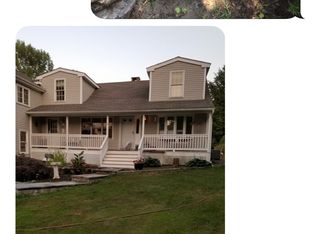 8 Maple Ln, Shelton, CT 06484