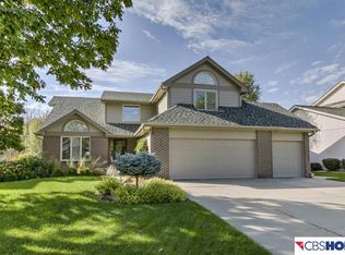 1404 N 164th St, Omaha, NE 68118