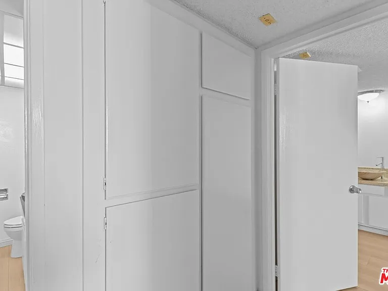 10535 Wilshire Blvd #603 — Photo 30