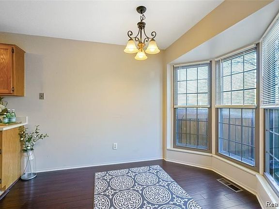 3rd image of 22313 Peachtree Unit 119