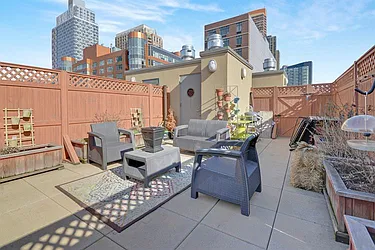 Rented by NY Life Realty