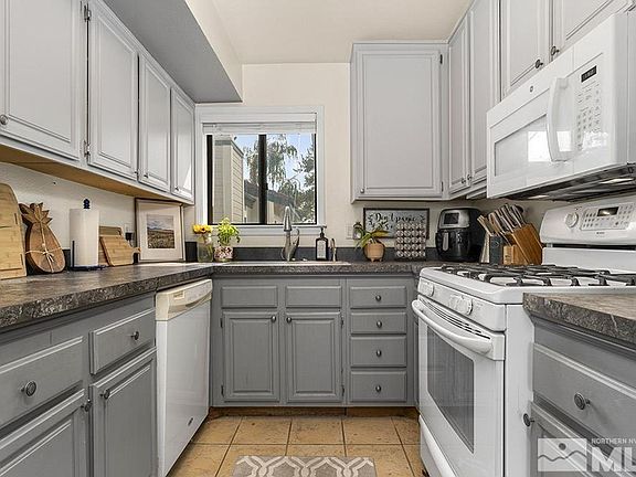 4th image of 2526 Sunny Slope Dr APT 2