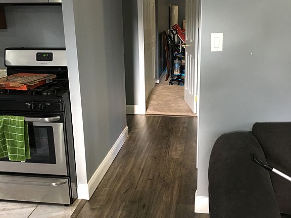 4th image of 167 Austin Ave