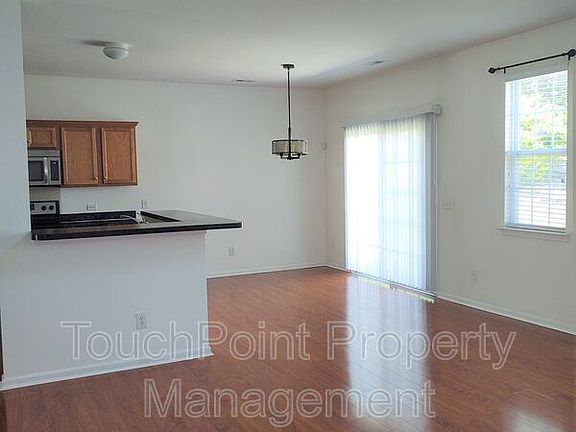 3rd image of 9334 Longstone Ln