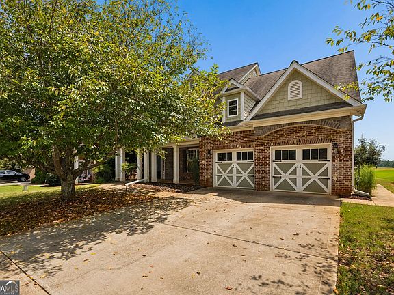 4th image of 3138 Alhambra Cir