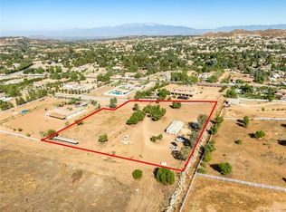 18820 Harley John Rd, Riverside, CA 92504