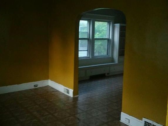 2nd image of 3525 E 106th St
