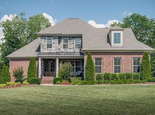 916 Manchester Dr, Nolensville, TN 37135