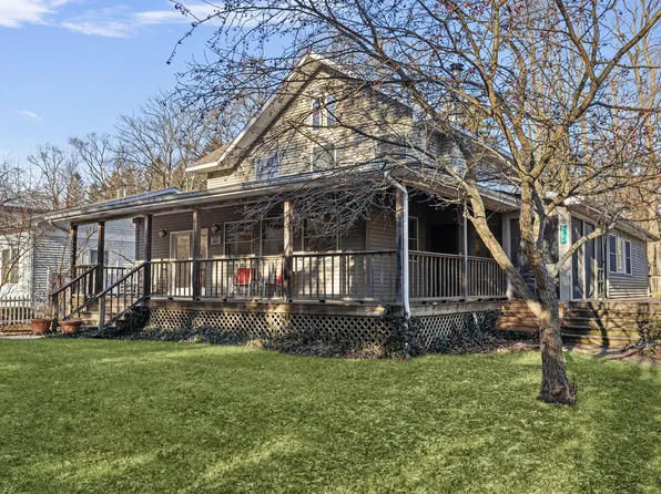 9771 McKinley St, Union Pier, MI 49129