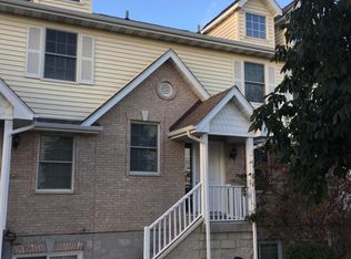 219 W Cortland Center Rd, Cortland, IL 60112