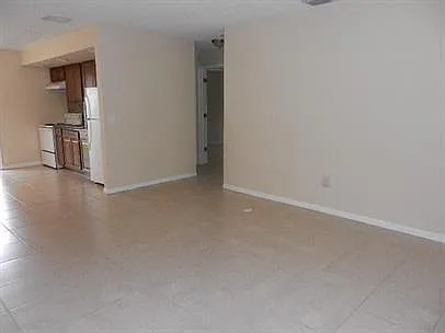 4641 Myla Ln — Photo 2